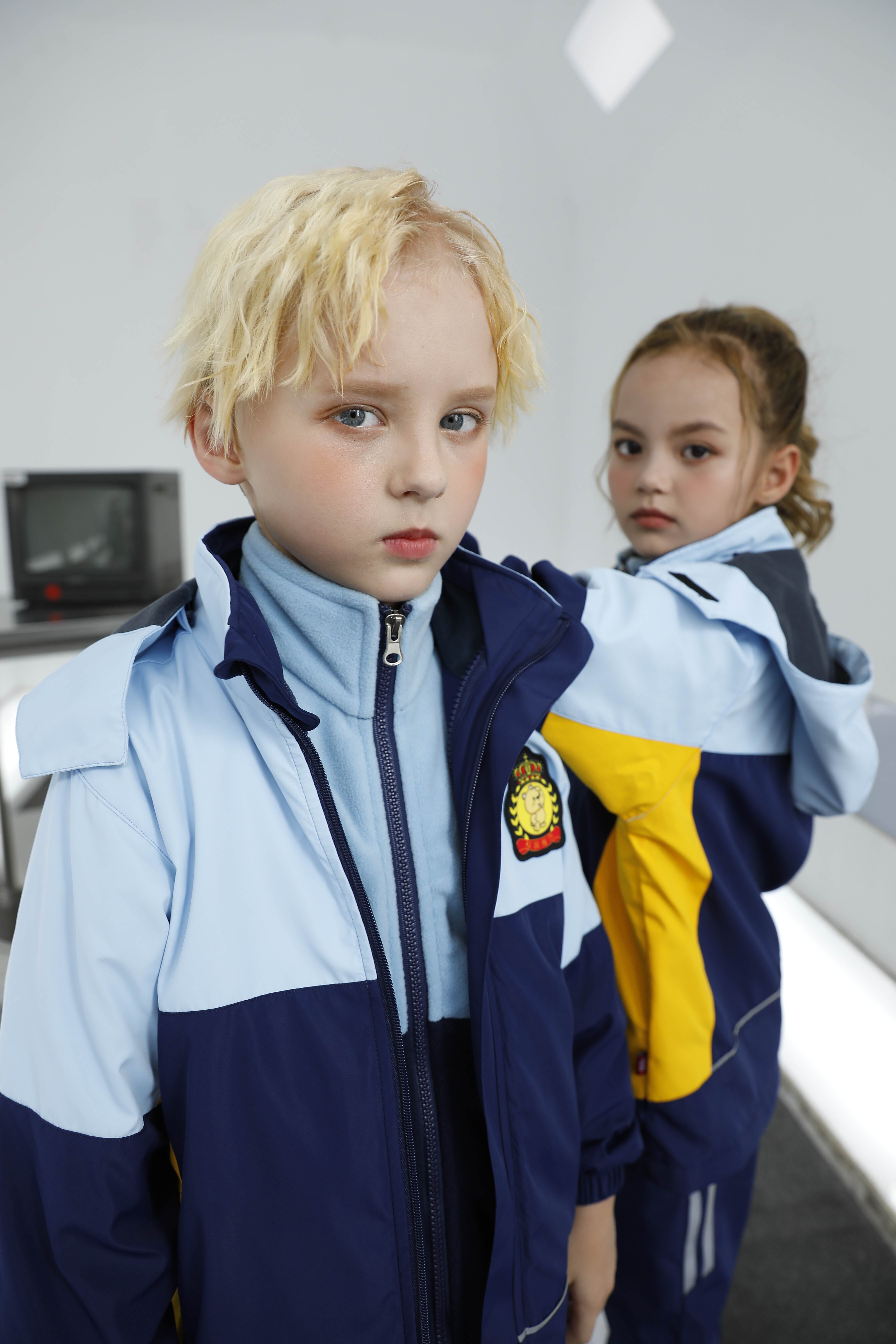 幼儿园园服春秋装小学生校服套装学院风儿童班服春季冲锋衣三件套